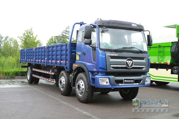 福田瑞沃 玉柴 240马力 6x2 中卡 载货车